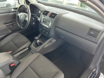 Volkswagen Golf 1.6 LPG,1.MAJITEL,ČR,NÁDRŽ DO 2031 - 9
