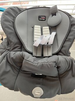 Autosedačka Britax Römer Duo 9-18kg iso-fix - 9