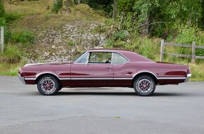 1966 Oldsmobile Cutlass - 9