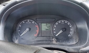 Prodám Škoda Fabia 2 1,2 hp - 9