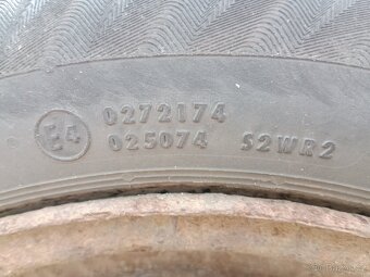 Zimní pneu i s diskem 185/60 R14 Fabia I - 9