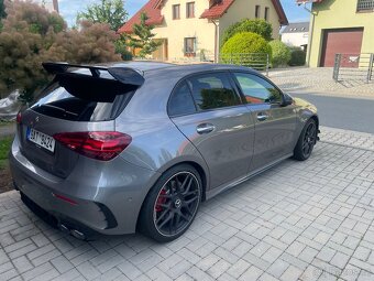 Mercedes A45s - 9