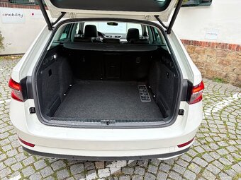 Škoda Superb 3 kombi Laurin a Klement 4x4 TDI DSG Panorama - 9