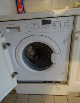 Velká venkovská kuchyňská linka se spotřebiči,5753 - 9