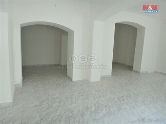 Pronájem obchodních prostor, 114 m2, Kladno,ul. T.G.Masaryka - 9