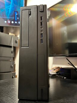 Case a TFX zdroj 350W 82+ až 400W - 9