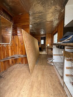 Maringotka 7m x 2,4m - 9