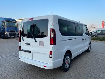 Zapůjčení 9 místné dodávky Renault Trafic L2H1 - 9