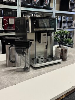 Kávovar DeLonghi PrimaDonna EXCLUSIVE ESAM6900.M - 9