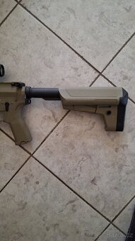 Airsoftová zbraň + vybavení - 9