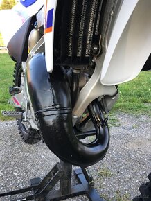 YAMAHA YZ 125 - 9