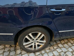 Volkswagen Passat - 9