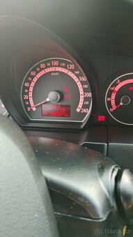 Kia Ceed - 9