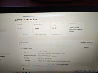 Dell Latitude 5520 i5-1135G7 16GB DDR4 256GB NVME - 9