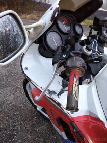 Honda CBR 600 F SuperSport 1989 Vajíčko - 9