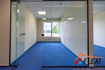 Pronájem prostor 239 m2 v nové budově na ul. Novoveská, Ostr - 9