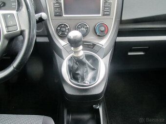 Toyota Verso 1.3 - 9