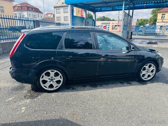 FORD FOCUS 2.0i COMBI 107KW - 9