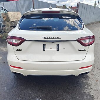 Maserati Levante S 3.0 V6 316kw Švýcarsko - 9