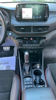Hyundai Tucson 1.6 CRDi 100 kW N-LINE | Automat | ČR původ - 9
