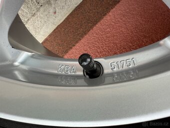 Zimní sada Alu kola Audi A4 S4 A5 S5 7x16 205/60 R16 - 9
