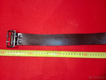 Kožená taška, opasky 2 ks a pouzdro na zbraň zn. LOBO - 9