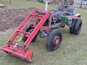 Traktor+nakladač 4x4 V3S, Avia, doprava do 100km zdarma. - 9