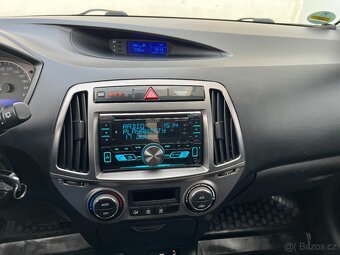 Hyundai i20 1.4, 74kW, Automat, Style - 9