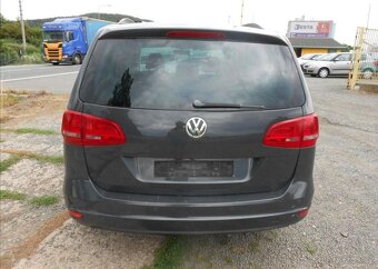 Volkswagen Sharan 1,4 TSI 110 kW Serviska nafta - 9