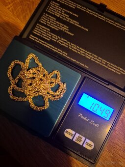 Zlatý řetízek se zlatým přívěskem - 9