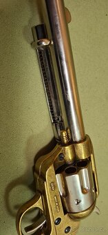 Puška winchester,colt,křesadlovka - 9