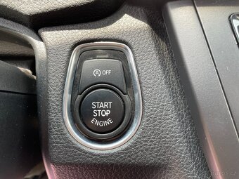 BMW 3 2.0 d Touring Navi,CarPlay - 9