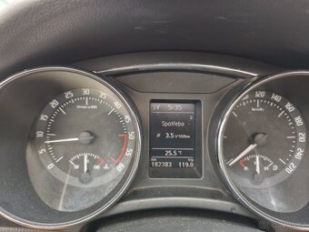 Škoda Superb 2 facelift 1.6TDI 77KW GREENLINE - 9