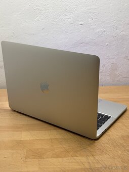 MacBook Pro M2 2022 /16GB RAM/512GB SSD/Záruka 91% BATERIE - 9