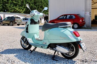Vespa 300 GTS - 9