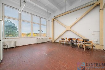 Nabízíme k pronájmu kombinované komerční prostory, ul. Přepe - 9