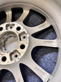 5x120 R16 originál alu BMW F30 a F31 - TOP STAV - 9