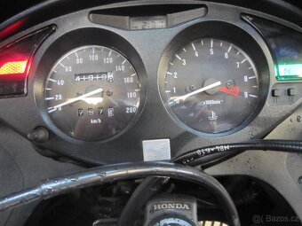 Honda NT 650 Deauville - 9