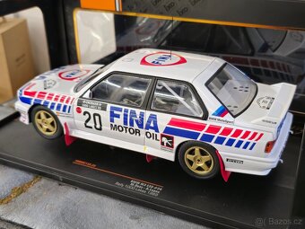BMW E30 M3 1:18 IXO Models - 9