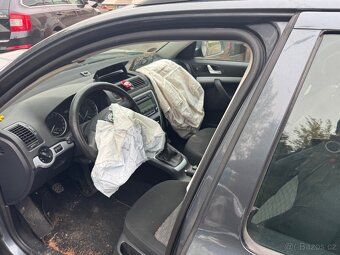 Prodám náhradní díly Škoda Octavia 2 - 9