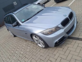 BMW E91 325D LCI 145kW M57 6st Automat Tovární M Paket - 9