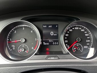 Volkswagen Golf, 1.6 TDi 81 kW DSG SERVISKA NEHAVAROVANÉ - 9