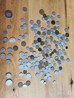 Bankovky a mince - 9