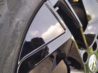 NOVÁ originál alu sada VW Passat B9 18" - 9