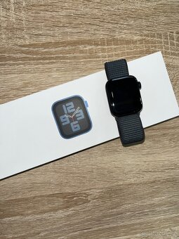 Apple Watch SE 2023 40 mm - 99% baterie, záruka - 9