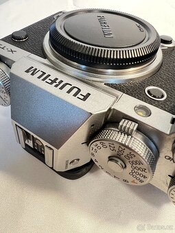 Fujifilm X-T5 tělo - stříbrná + příslušenství - 9