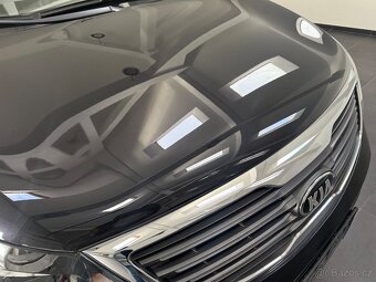 KIA Sportage 2.0 CRDi AWD | 135 kW | PANORAMA | KŮŽE | NAVI - 9