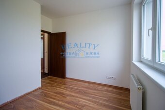 Prodej bytu 2+kk, 40,3m2, Farkašova ul., Praha  - Kyje - 9