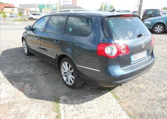 Volkswagen Passat 2,0 TDI 103 kW Historie nafta - 9