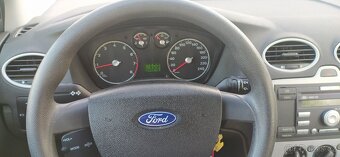 FORD FUCUS 1,6i74kw,rv5/2005,2MAJITEL, NAJETO88841km - 9